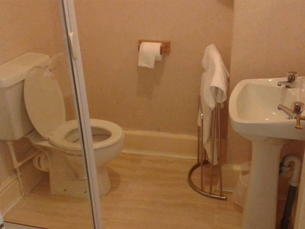 דורהם Gilesgate Moor Hotel מראה חיצוני תמונה